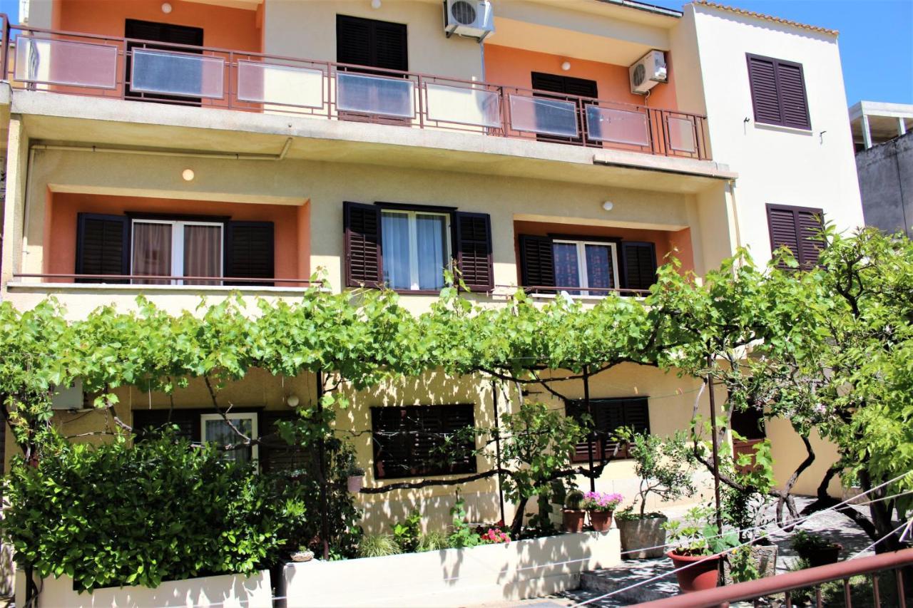 Apartments Raos Макарска Экстерьер фото